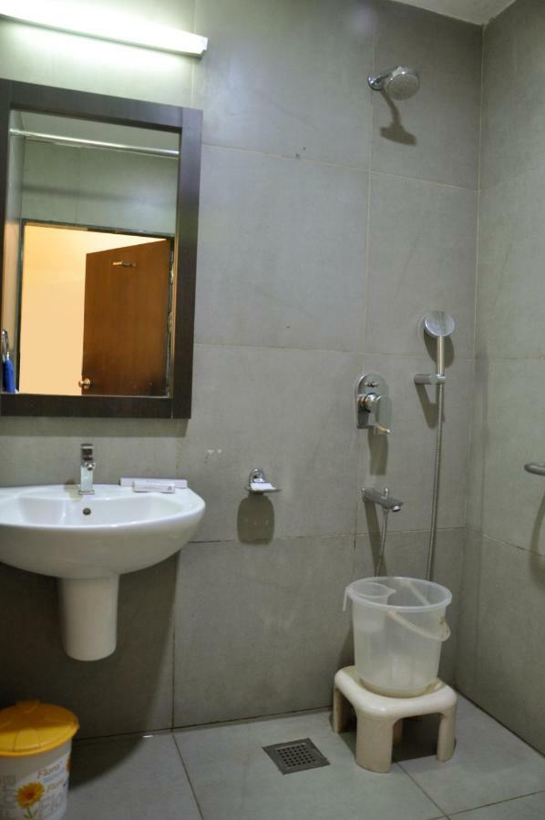 Hotel Tourist, Kolhapur Esterno foto
